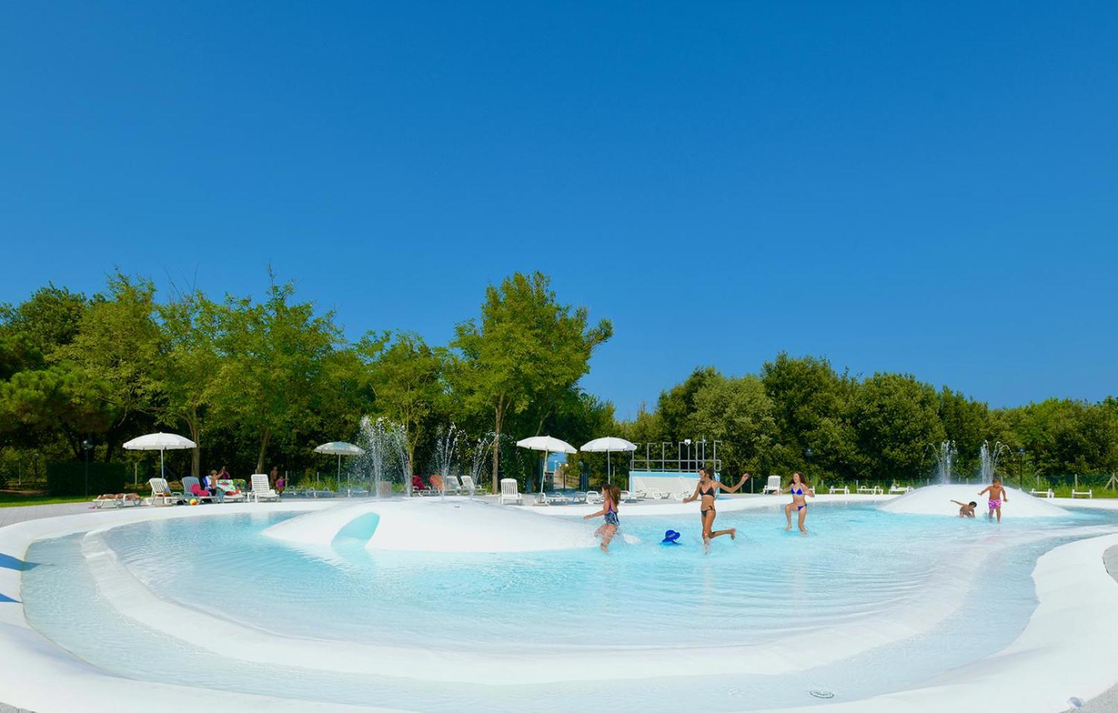 Isaresidence Holiday Resort Ca Lino Екстер'єр фото